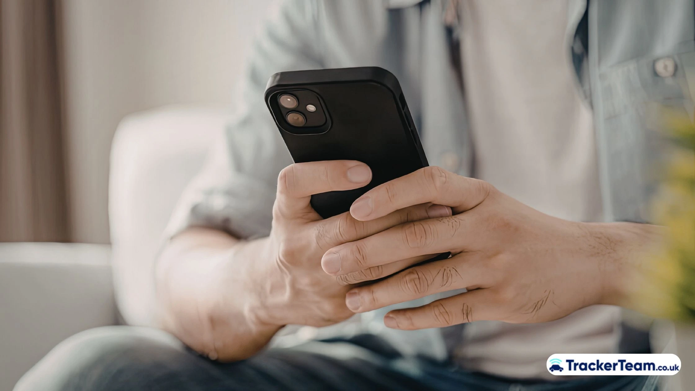 Can You Track Your Car From Your Phone - Tracker Team